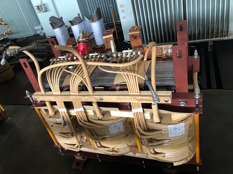 630KVA 10kV Oil Immersed Distribution Transformer Internal Structure 1