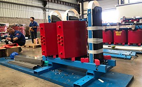 ما هو محول التوزيع من النوع الجاف